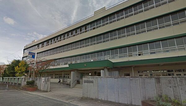 画像27:茨木市立東雲中学校(中学校)まで281m