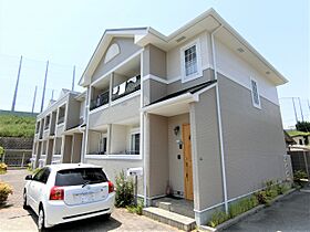 ヒルトップ千里山田  ｜ 大阪府吹田市山田東３丁目（賃貸アパート2LDK・1階・66.24㎡） その1