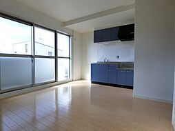 サクシード胤 2階1LDKのリビング/ダイニング