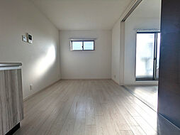 大阪モノレール本線 摂津駅 徒歩11分の賃貸アパート 2階1LDKのリビング/ダイニング