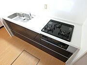 3口ガスグリル付システムキッチン