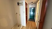 室内に洗濯機置き場があるタイプのお部屋です♪