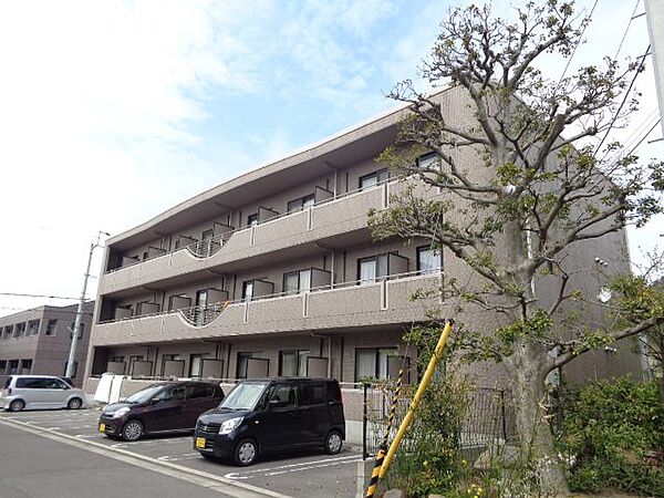 デロリアン ｜香川県高松市今里町(賃貸マンション1K・2階・27.20㎡)の写真 その2