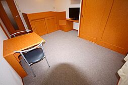 レオパレスコンフォール屋島 2階1Kのリビング/ダイニング