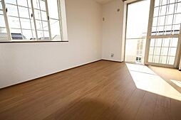 グレイスフル太田　E 2階2DKのリビング/ダイニング