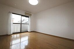 グランドジョラス 3階1Kのリビング/ダイニング