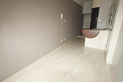 ラ・パルフェ・ド・コリエ 2階ワンルームのリビング/ダイニング