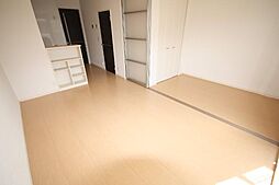 プリマヴェーラ・Ｙ 2階1LDKのリビング/ダイニング