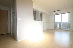 ブルースターC 1階1LDKのリビング/ダイニング