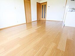 南オレンジタウンII 2階2LDKのリビング/ダイニング