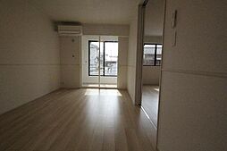 クラール鶴市フロイデC 1階1LDKのリビング/ダイニング