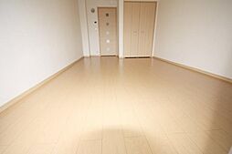 トライスター 2階1Kのリビング/ダイニング