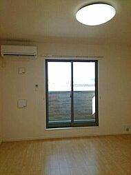 カーサ　クオーレII 2階1LDKのリビング/ダイニング