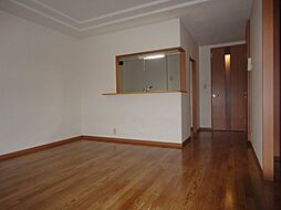 ラティールII 2階2LDKのリビング/ダイニング