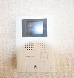 コートビレジ屋島　III 2階2LDKの室内