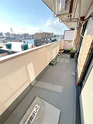2部屋にまたが...