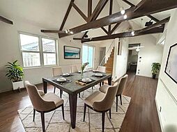 足立区興野2丁目　中古戸建 5SLDKのリビング/ダイニング