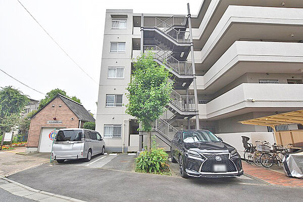 駐車場を拡大表示