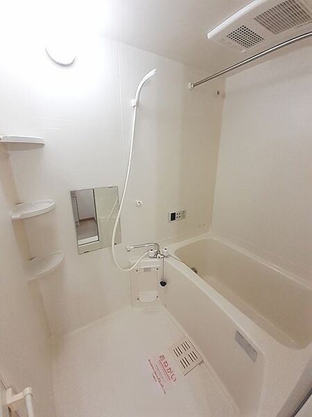 画像5:追焚機能＆浴室乾燥機付きバスルームです◆