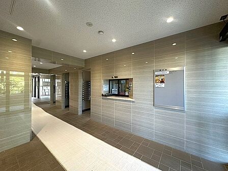 エントランスホール
