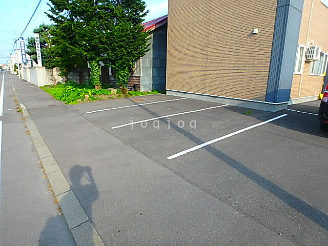 6 / 8