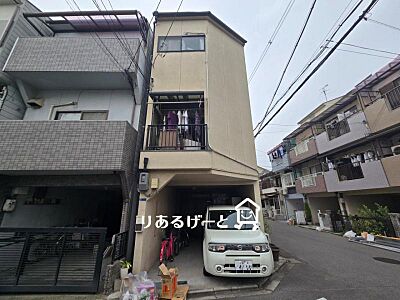 外観:周辺にお買い物施設が充実した便利な立地です。 外観:周辺にお買い物施設が充実した便利な立地です。
