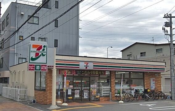 セブンイレブン...