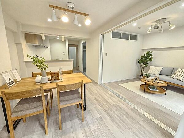 リビング/ダイニング