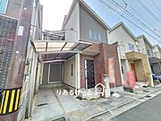 外壁のコントラストが美しいシンプルモダンなお家です！