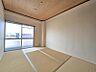 室内：和室6.3帖：リビングにつながった和室スペースは、おむつ替えやお昼寝に最適です。