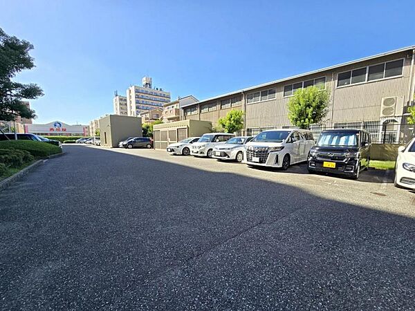 駐車場を拡大表示