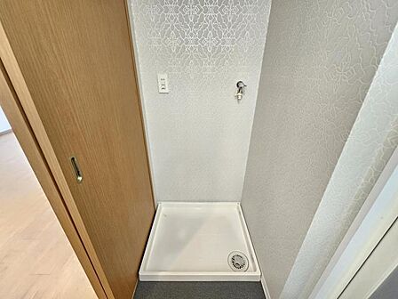振動や水漏れ防止に有効な洗濯パンも設置済です!