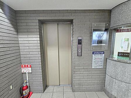 防犯カメラ付のエレベーターは安心ですね！