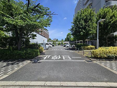 マンション駐車場出入口!チェーンゲートを完備!