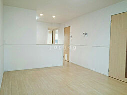 ビリーブグットV 102 1階2LDKのリビング/ダイニング