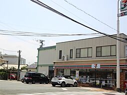 セブンイレブン宗像東郷駅前店 35m