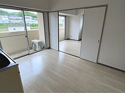 JR鹿児島本線 東郷駅 徒歩8分の賃貸マンション 3階1DKのリビング/ダイニング