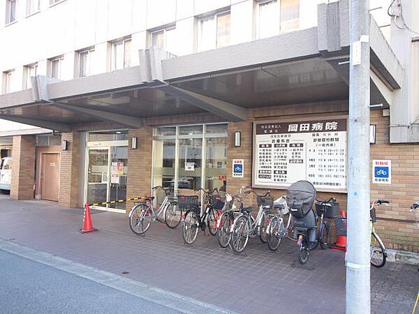 画像24:岡田病院(698m)