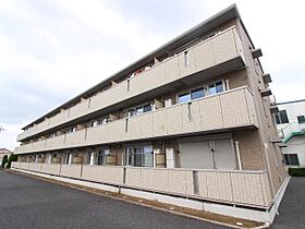 ロイヤルソフィア  ｜ 千葉県野田市山崎（賃貸アパート1LDK・3階・40.04㎡） その1