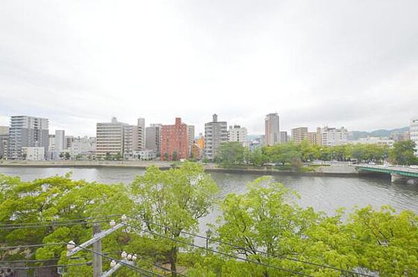 パレグレース平和公園 ｜広島県広島市中区中島町(賃貸マンション2DK・5階・36.46㎡)の写真 その14