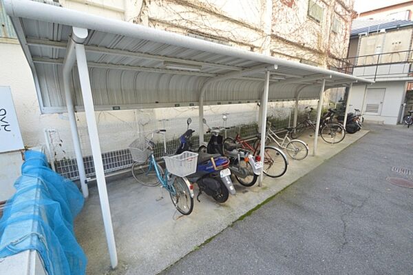 画像17:駐輪・バイク置場
