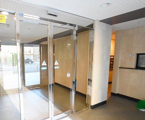 エントランス 日暮里舎人ライナー 西新井大師西駅 徒歩7分