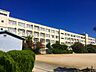 周辺：高槻市立日吉台小学校（255m）