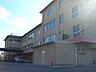周辺：摂津市立三宅柳田小学校（930m）