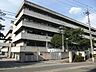 周辺：吹田市立千里丘中学校（710m）