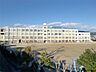 周辺：高槻市立南平台小学校（638m）