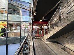 【スーパー】まいばすけっと 神宮前2丁目商店街店まで267ｍ