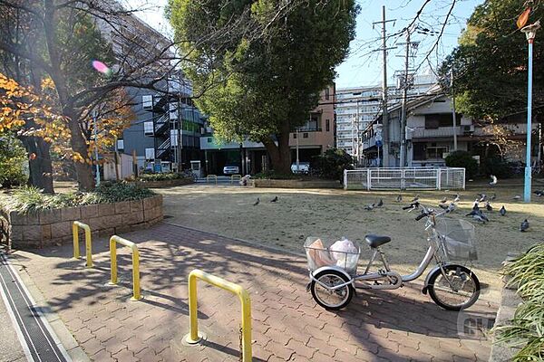 画像27:関目駅前小公園 74m