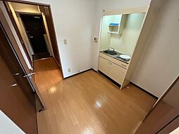 アネシス鶴見 4階1Kのリビング/ダイニング