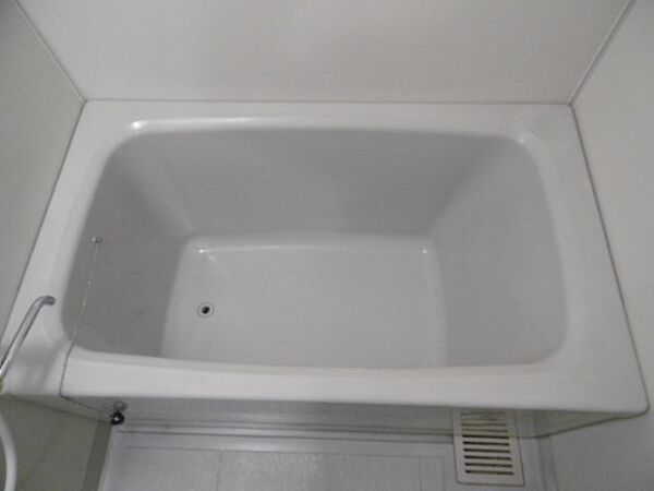 画像30:落ち着いた空間のお風呂です（同物件別室の写真です）